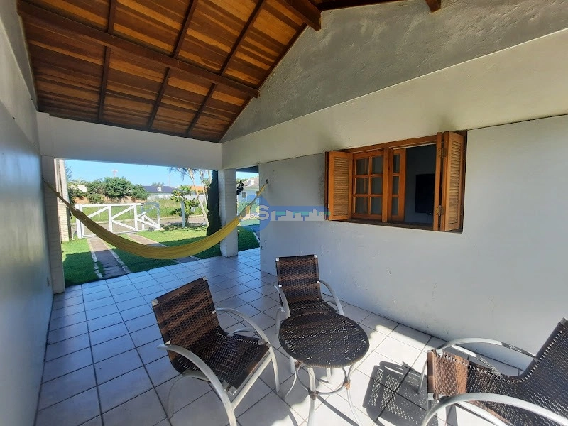 EXCELENTE CASA PRÓXIMA AO MAR: 6ª foto da galeria de imagens do imóvel