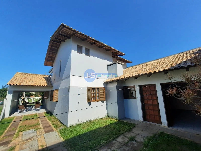 EXCELENTE CASA PRÓXIMA AO MAR: 7ª foto da galeria de imagens do imóvel