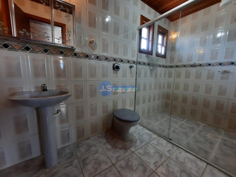 EXCELENTE CASA PRÓXIMA AO MAR: 16ª foto da galeria de imagens do imóvel