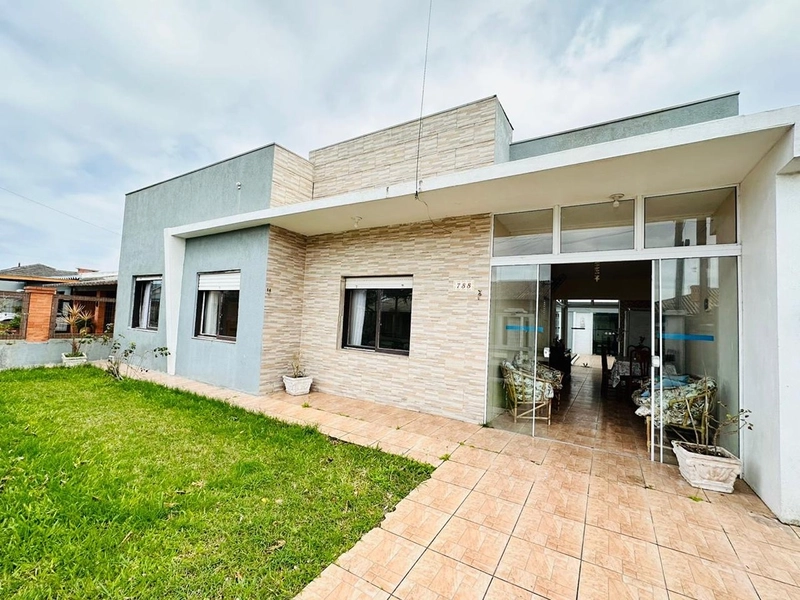EXCELENTE CASA DE PRAIA COM PISCINA : 1ª foto da galeria de imagens do imóvel