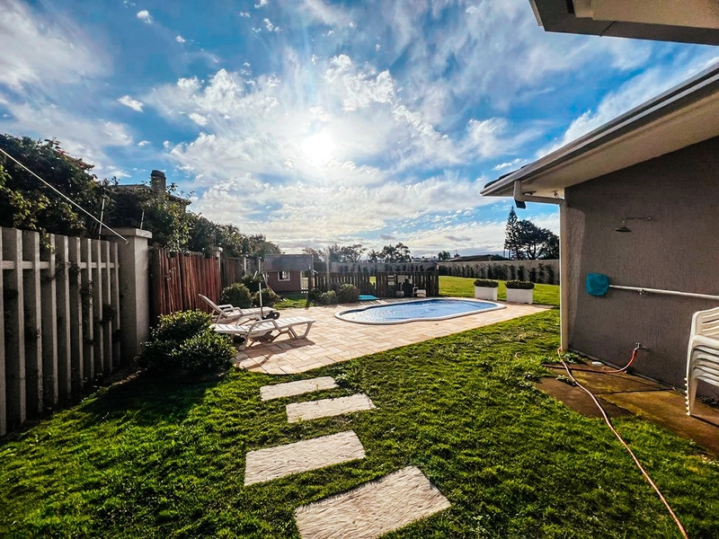CASA DE PRAIA COM PISCINA: 28ª foto da galeria de imagens do imóvel