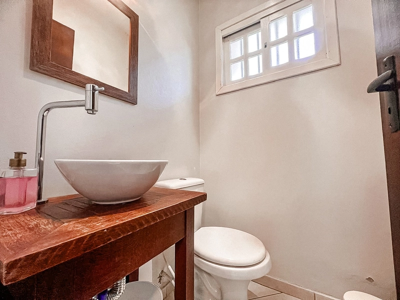 CASA DE PRAIA COM PISCINA: 18ª foto da galeria de imagens do imóvel