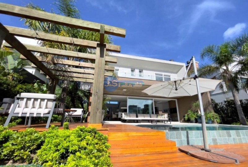 EXCELENTE SOBRADO EM CONDOMINIO FECHADO: 1ª foto da galeria de imagens do imóvel