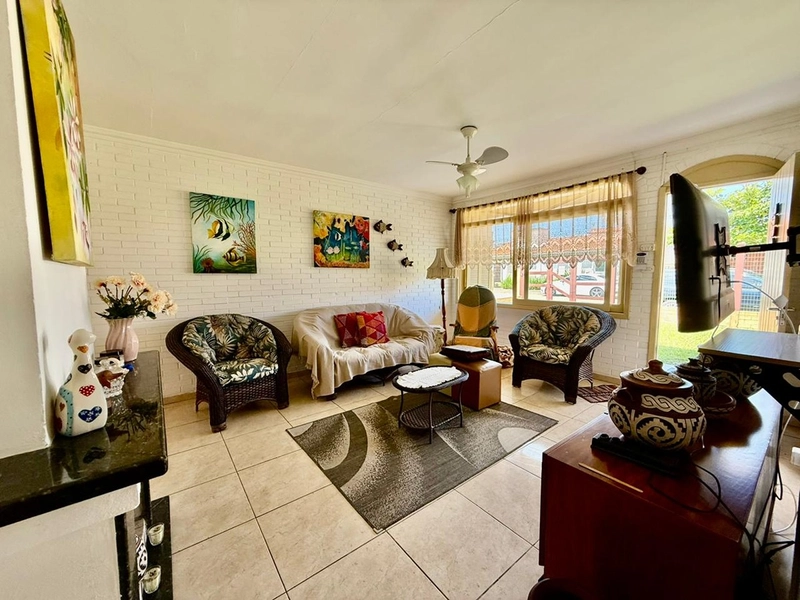 EXCELENTE CASA DE PRAIA: 3ª foto da galeria de imagens do imóvel