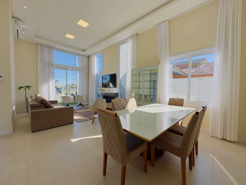 Excelente casa de Praia com PIscina: 9ª foto da galeria de imagens do imóvel