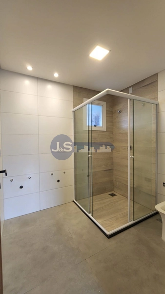 EXCELENTE CASA PROXIMA AO MAR: 11ª foto da galeria de imagens do imóvel
