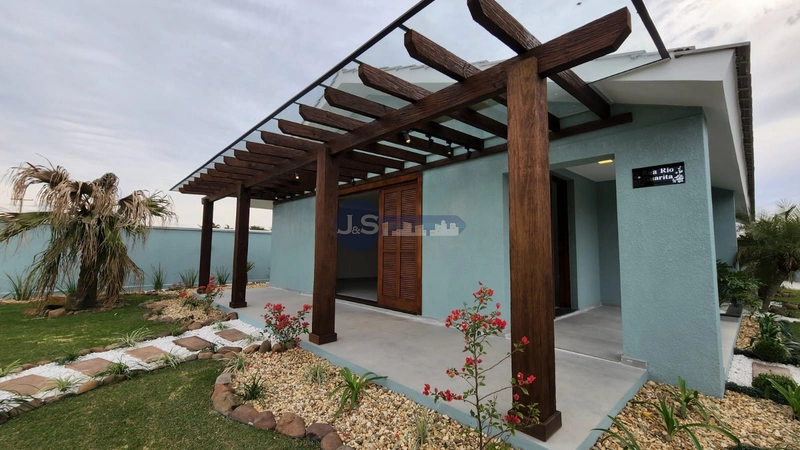EXCELENTE CASA PROXIMA AO MAR: 2ª foto da galeria de imagens do imóvel
