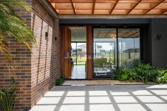 Sobrado frente sul mobiliado e decorado: 9ª foto da galeria de imagens do imóvel