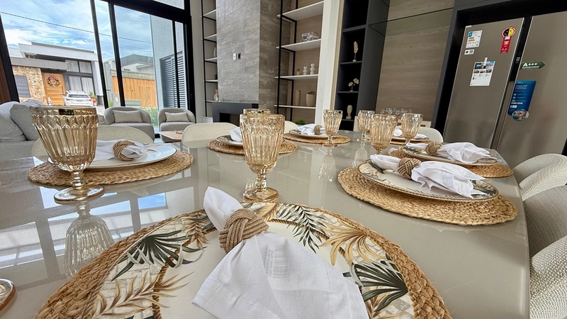 EXCELENTE CASA ALTO PADRÃO EM CONDOMÍNIO: 11ª foto da galeria de imagens do imóvel