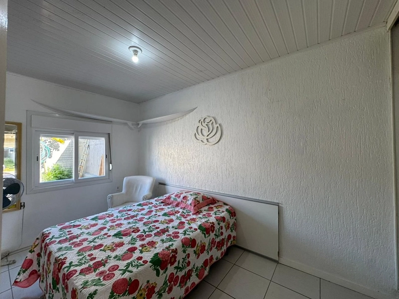 EXCELENTE CASA DE PRAIA UMA QUADRA DO MAR: 5ª foto da galeria de imagens do imóvel