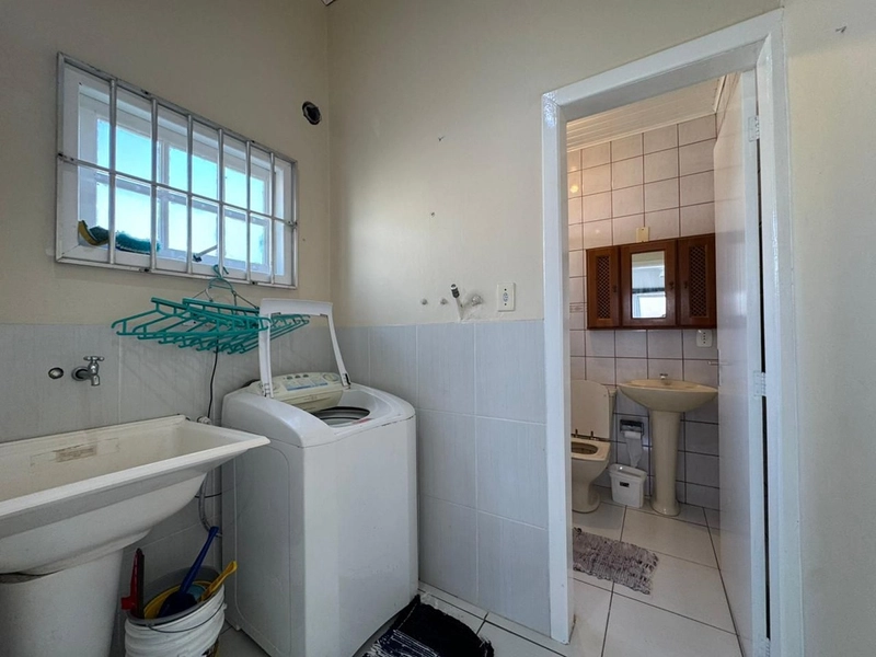 EXCELENTE CASA DE PRAIA UMA QUADRA DO MAR: 8ª foto da galeria de imagens do imóvel