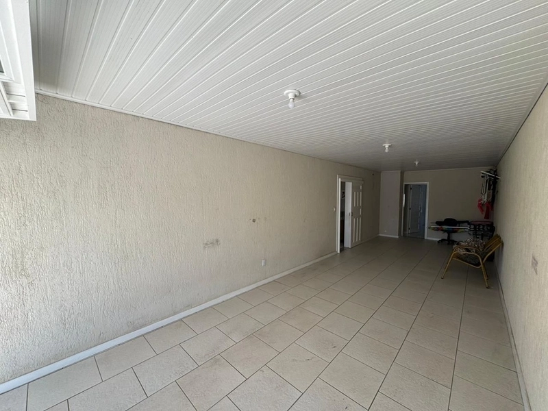 EXCELENTE CASA DE PRAIA UMA QUADRA DO MAR: 13ª foto da galeria de imagens do imóvel