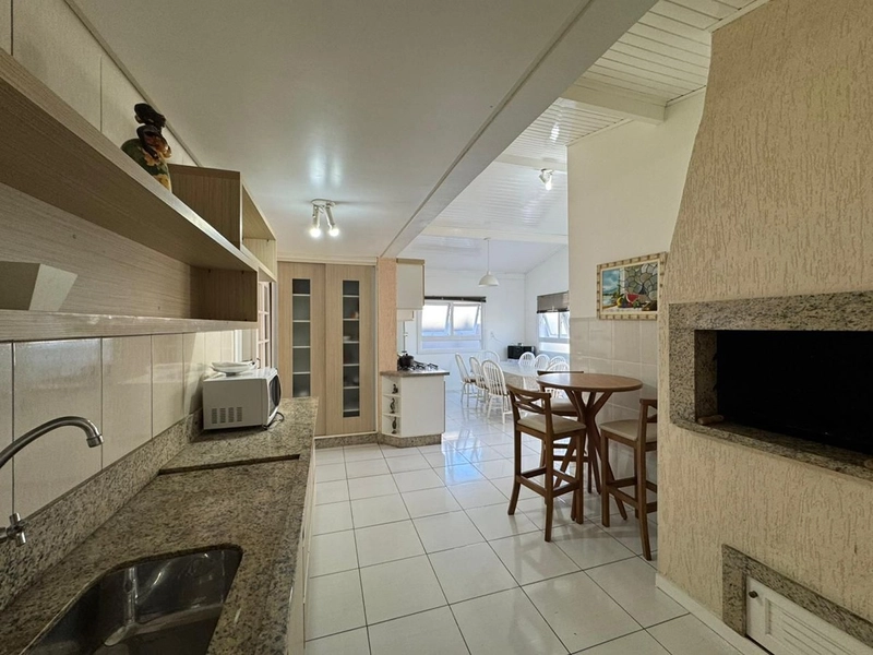 EXCELENTE CASA DE PRAIA UMA QUADRA DO MAR: 11ª foto da galeria de imagens do imóvel