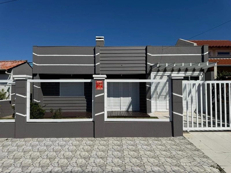 EXCELENTE CASA DE PRAIA UMA QUADRA DO MAR: 16ª foto da galeria de imagens do imóvel