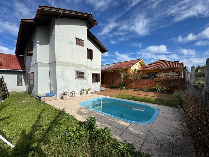 EXCELENTE CASA DE PRAIA PRÓXIMA AO MAR COM PISCINA: 17ª foto da galeria de imagens do imóvel