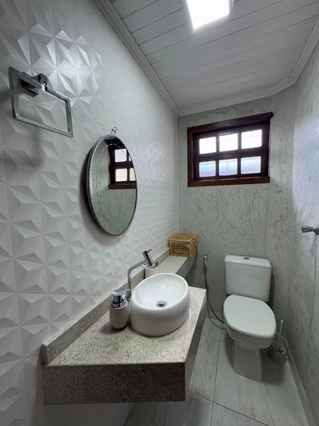 EXCELENTE CASA DE PRAIA PRÓXIMA AO MAR COM PISCINA: 10ª foto da galeria de imagens do imóvel