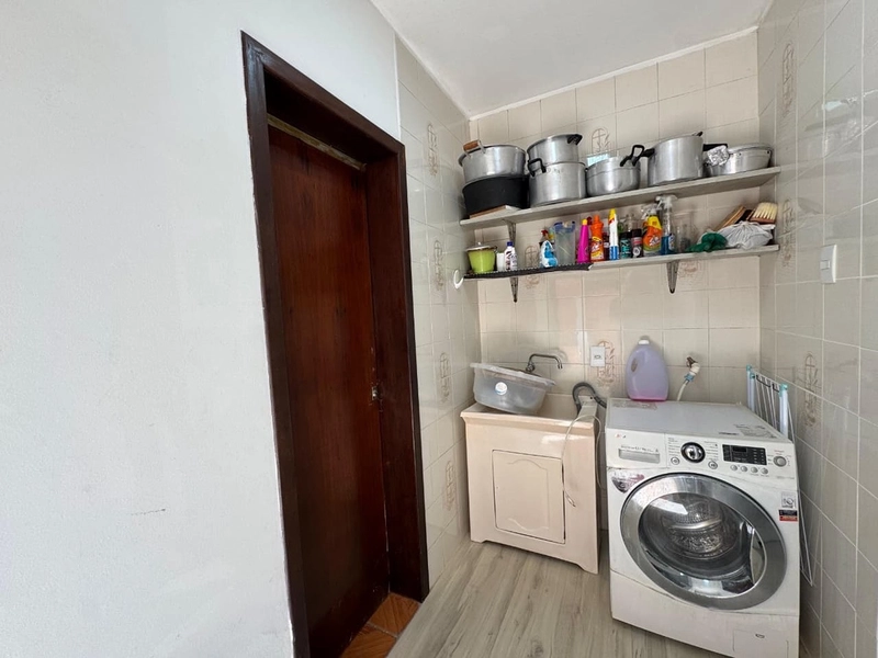 EXCELENTE CASA DE PRAIA PRÓXIMA AO MAR COM PISCINA: 21ª foto da galeria de imagens do imóvel