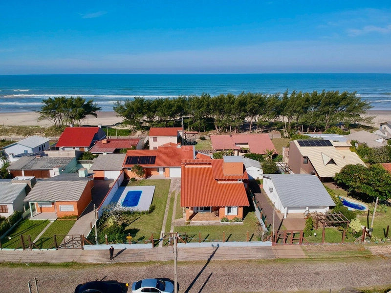 Casa em Rainha do Mar: 2ª foto da galeria de imagens do imóvel