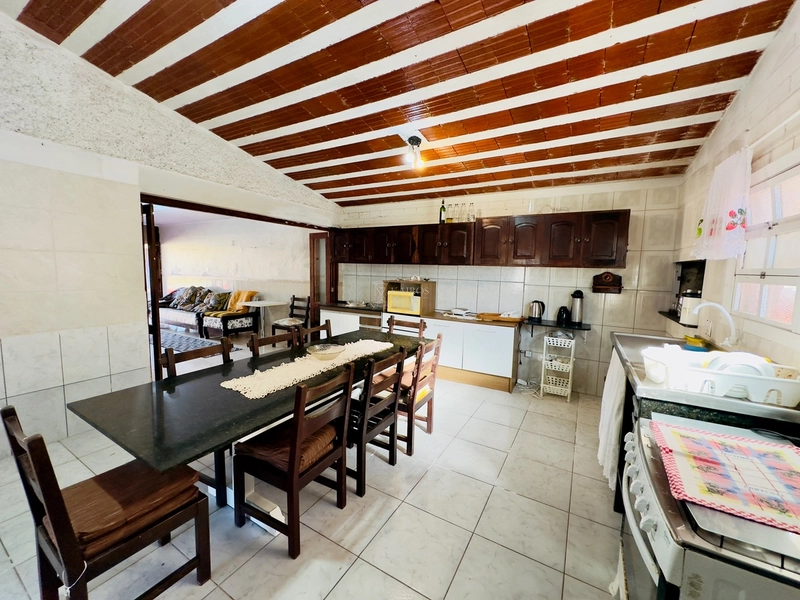 CASA DE PRAIA PROXÍMA AO MAR: 14ª foto da galeria de imagens do imóvel