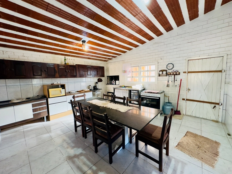 CASA DE PRAIA PROXÍMA AO MAR: 16ª foto da galeria de imagens do imóvel