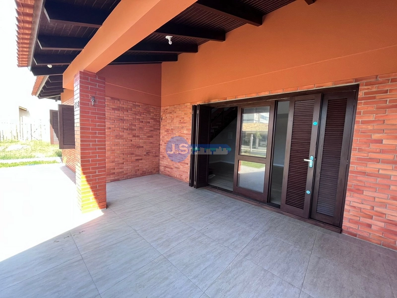 EXCELENTE CASA DE PRAIA: 1ª foto da galeria de imagens do imóvel