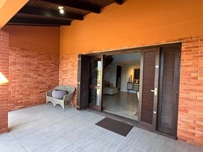 EXCELENTE CASA DE PRAIA COM PISCINA PERTINHO DO MAR: 4ª foto da galeria de imagens do imóvel