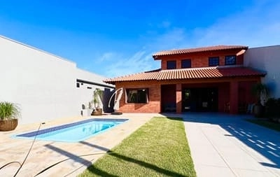 EXCELENTE CASA DE PRAIA COM PISCINA PERTINHO DO MAR: 1ª foto da galeria de imagens do imóvel