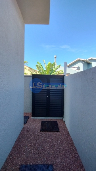 EXCELENTE CASA DE PRAIA PRÓXIMA AO MAR: 1ª foto da galeria de imagens do imóvel