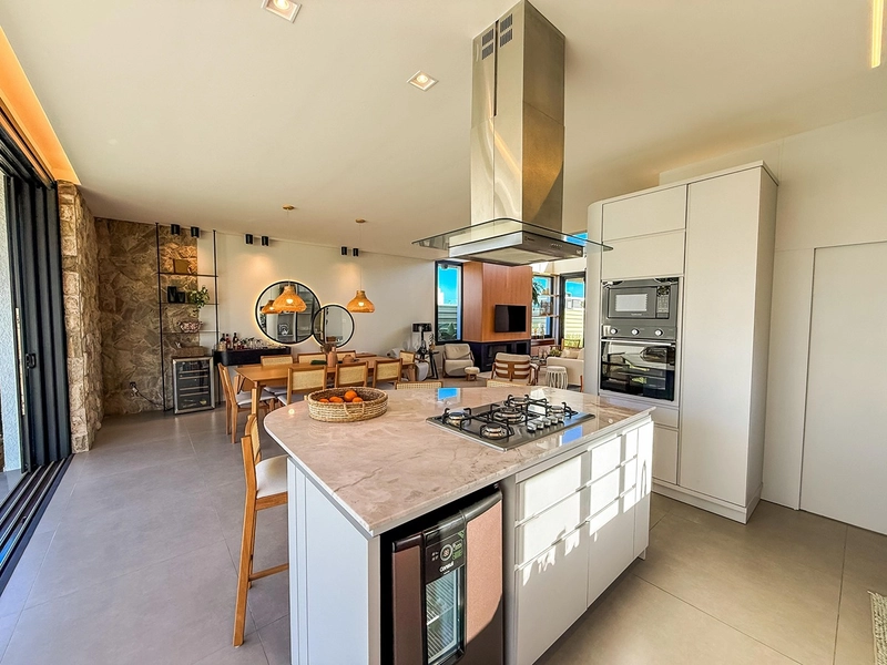 EXCELENTE CASA ALTO PADRÃO EM CONDOMÍNIO FECHADO: 15ª foto da galeria de imagens do imóvel