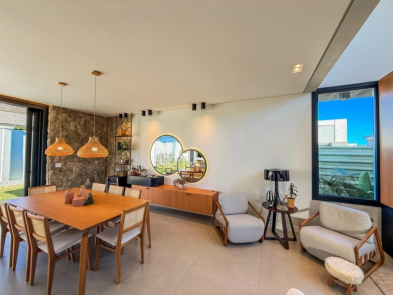 EXCELENTE CASA ALTO PADRÃO EM CONDOMÍNIO FECHADO: 6ª foto da galeria de imagens do imóvel