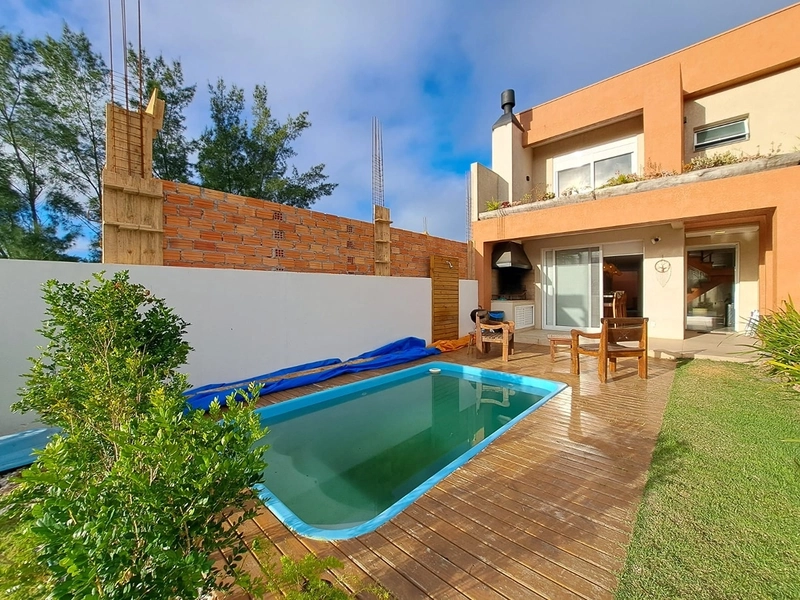 EXCELENTE CASA DE PRAIA COM PISCINA : 2ª foto da galeria de imagens do imóvel