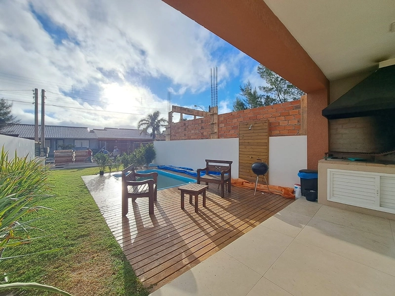 EXCELENTE CASA DE PRAIA COM PISCINA : 3ª foto da galeria de imagens do imóvel