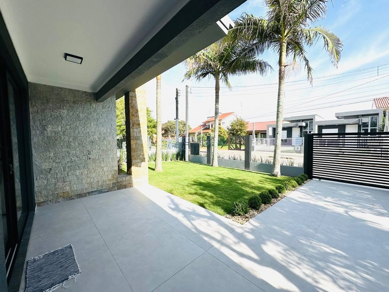 EXCELENTE CASA DE PRAIA EM LAJE COM PISCINA: 2ª foto da galeria de imagens do imóvel