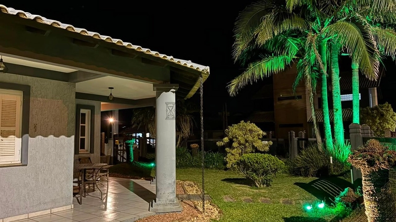EXCELENTE CASA COM PISCINA : 5ª foto da galeria de imagens do imóvel