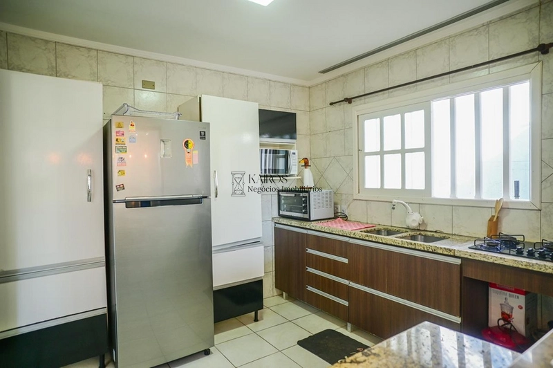 EXCELENTE CASA COM PISCINA : 30ª foto da galeria de imagens do imóvel