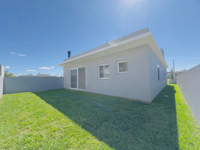 EXCELENTE CASA DE ALTO PADRÃO: 8ª foto da galeria de imagens do imóvel