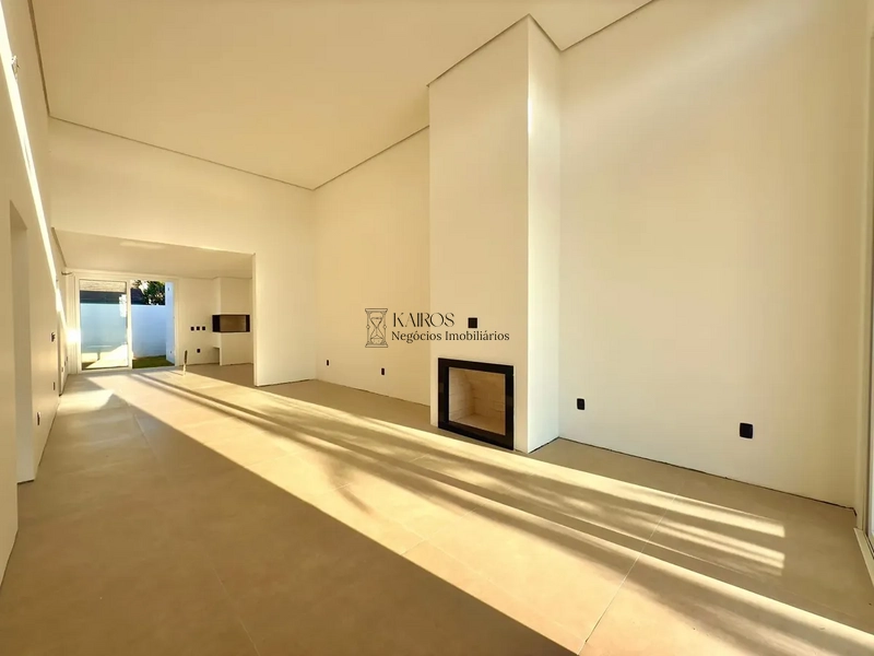 EXCELENTE CASA DE PRAIA PROXÍMA AO MAR: 2ª foto da galeria de imagens do imóvel
