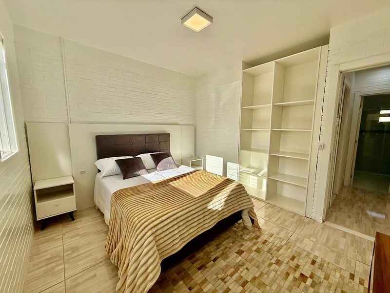 EXCELENTE CASA DE PRAIA PRÓXIMA AO MAR COM PISCINA: 13ª foto da galeria de imagens do imóvel