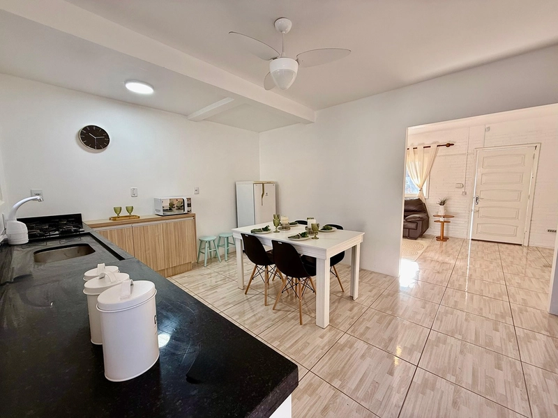 EXCELENTE CASA DE PRAIA PRÓXIMA AO MAR COM PISCINA: 35ª foto da galeria de imagens do imóvel