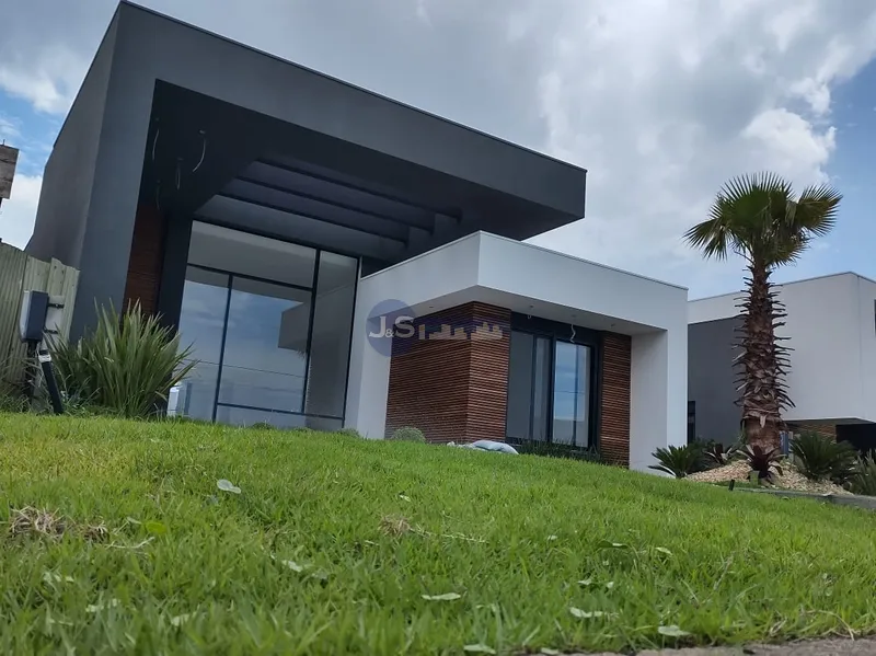 MAGNÍFICA CASA CEM CONDOMINIO COM FUNDO PARA O LAGO: 2ª foto da galeria de imagens do imóvel
