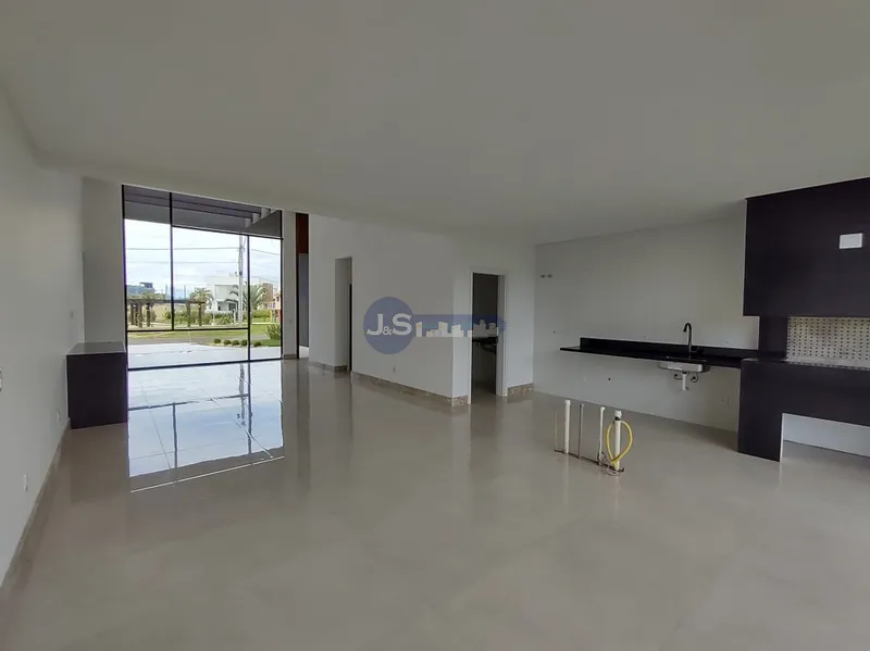 MAGNÍFICA CASA CEM CONDOMINIO COM FUNDO PARA O LAGO: 8ª foto da galeria de imagens do imóvel