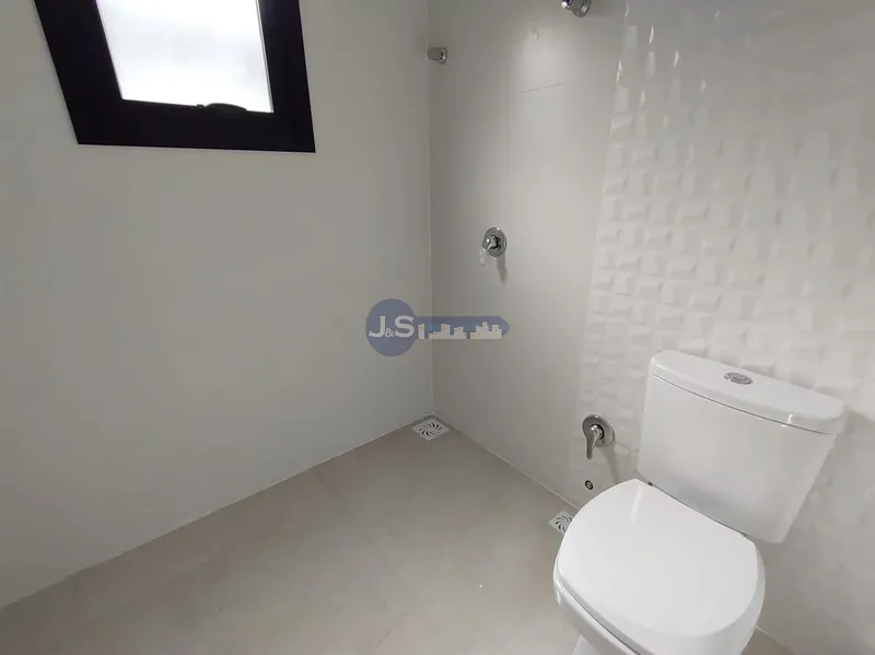 MAGNÍFICA CASA CEM CONDOMINIO COM FUNDO PARA O LAGO: 18ª foto da galeria de imagens do imóvel