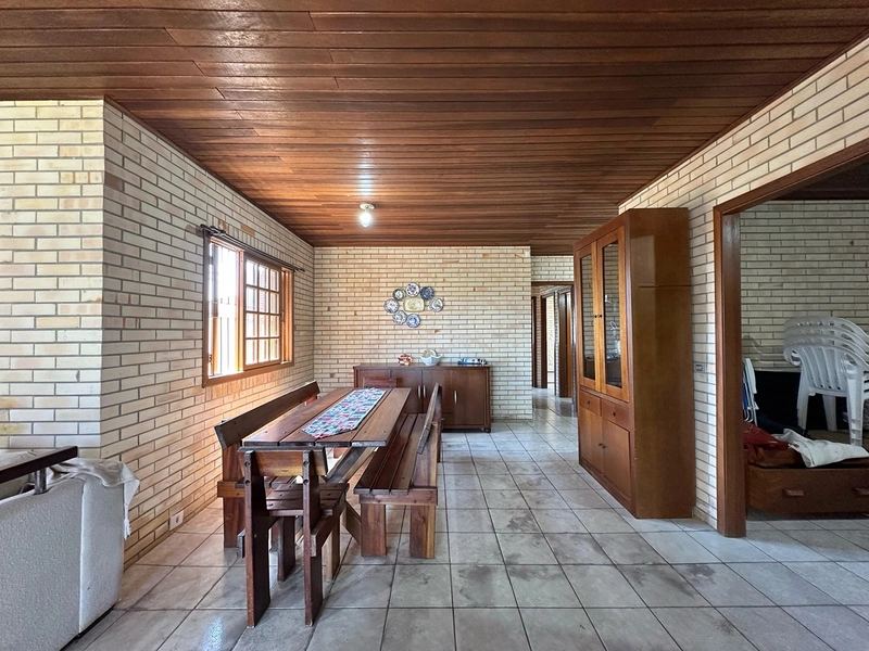 EXCELENTE CASA DE PRAIA PRÓXIMA AO MAR COM PISCINA: 13ª foto da galeria de imagens do imóvel