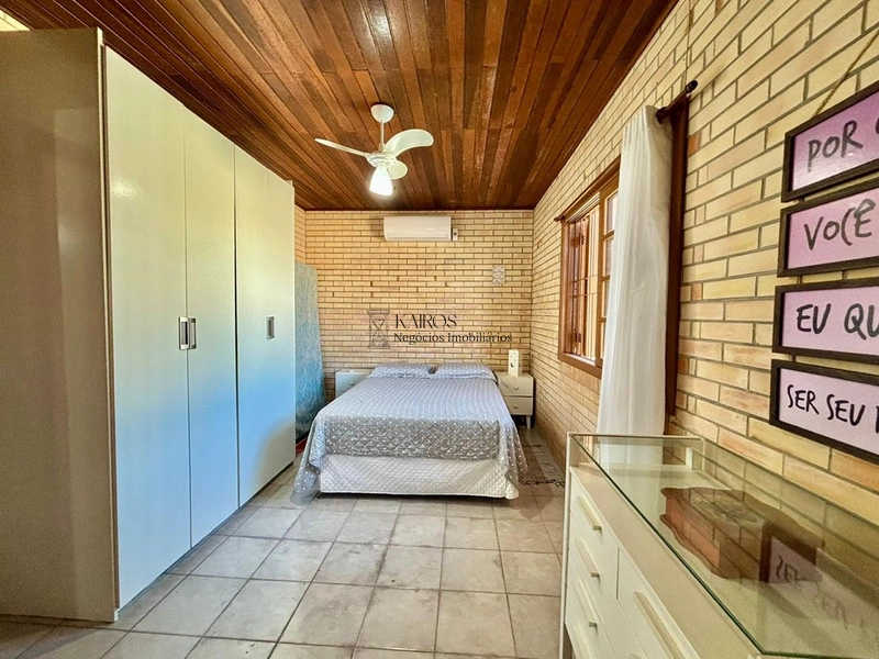 EXCELENTE CASA DE PRAIA PRÓXIMA AO MAR COM PISCINA: 14ª foto da galeria de imagens do imóvel