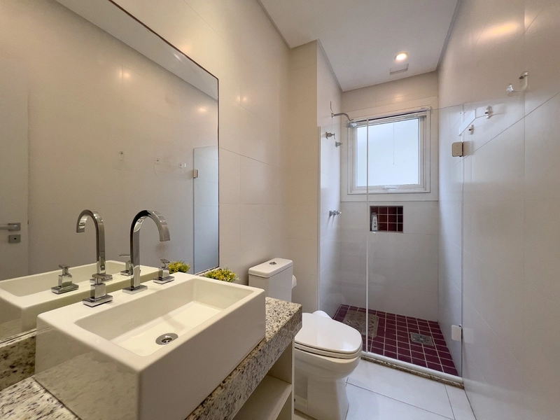 EXCELENTE CASA ALTO PADRÃO COM PISCINA : 18ª foto da galeria de imagens do imóvel