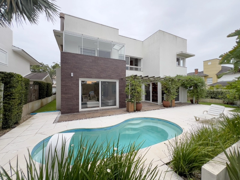 EXCELENTE CASA ALTO PADRÃO COM PISCINA : 16ª foto da galeria de imagens do imóvel