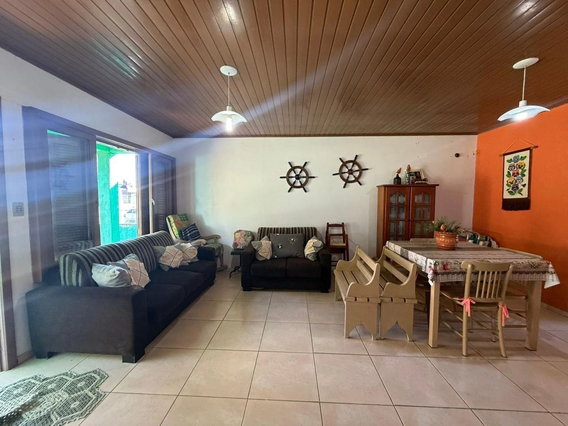 CASA PERTINHO DO MAR : 6ª foto da galeria de imagens do imóvel