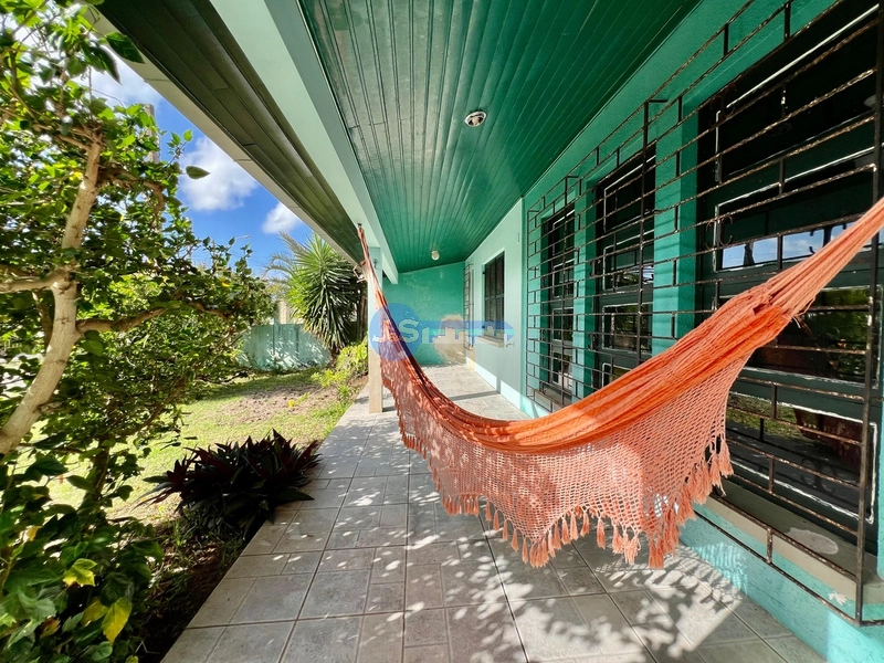 Casa em Atlântida Sul: 25ª foto da galeria de imagens do imóvel