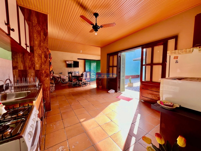 Casa em Atlântida Sul: 26ª foto da galeria de imagens do imóvel