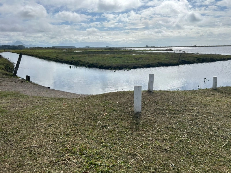 SITIO COM LAGOA: 19ª foto da galeria de imagens do imóvel